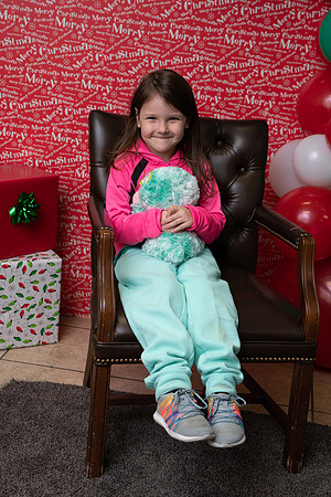DSC00908NOWCS2019_XmasParty1_FB