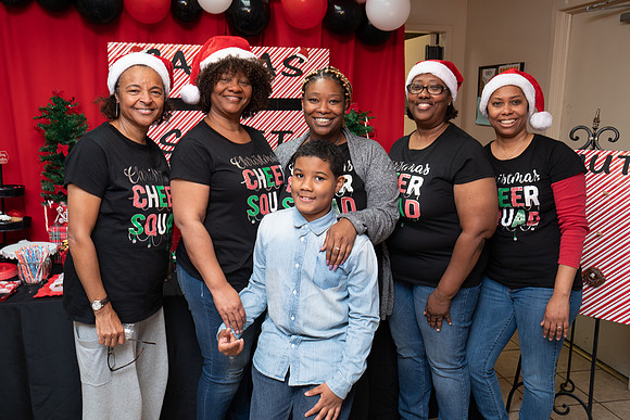 DSC01029NOWCS2019_XmasParty1_FB