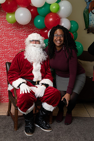 DSC00922NOWCS2019_XmasParty1_FB