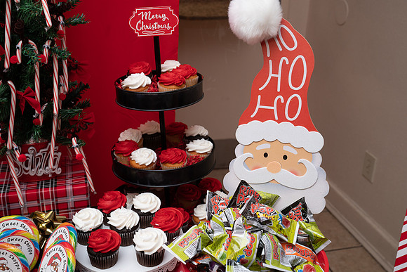 DSC00882NOWCS2019_XmasParty1_FB