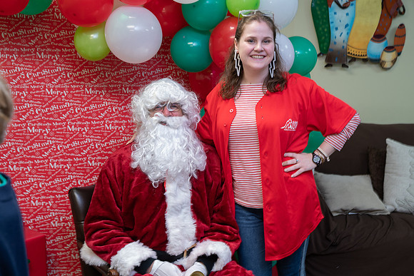 DSC01050NOWCS2019_XmasParty1_FB