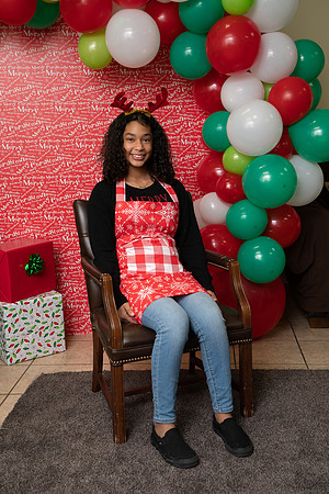 DSC00899NOWCS2019_XmasParty1_FB