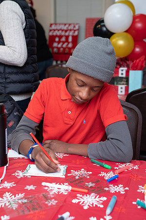 DSC00986NOWCS2019_XmasParty1_FB