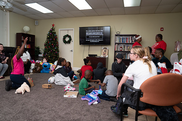DSC00960NOWCS2019_XmasParty1_FB
