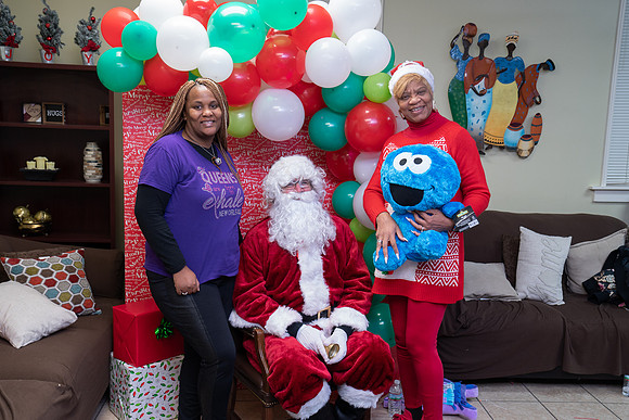 DSC01041NOWCS2019_XmasParty1_FB