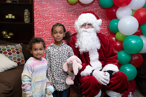 DSC01036NOWCS2019_XmasParty1_FB