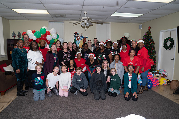 DSC00891NOWCS2019_XmasParty1_FB