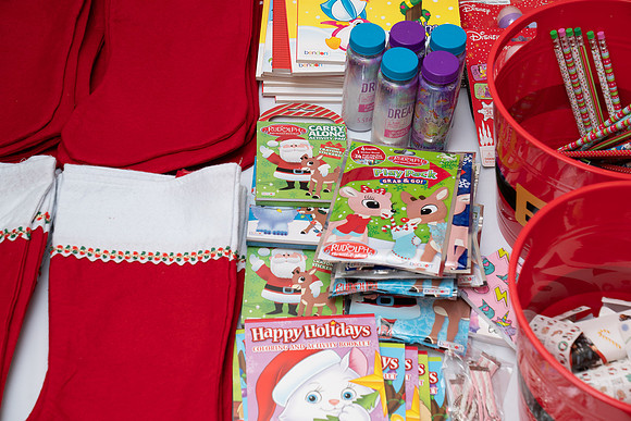 DSC00886NOWCS2019_XmasParty1_FB