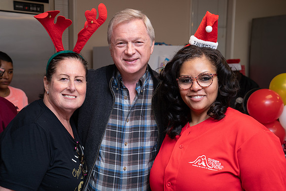 DSC01058NOWCS2019_XmasParty1_FB