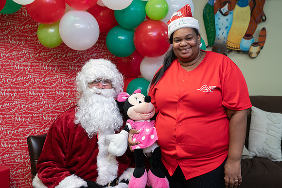 DSC01048NOWCS2019_XmasParty1_FB