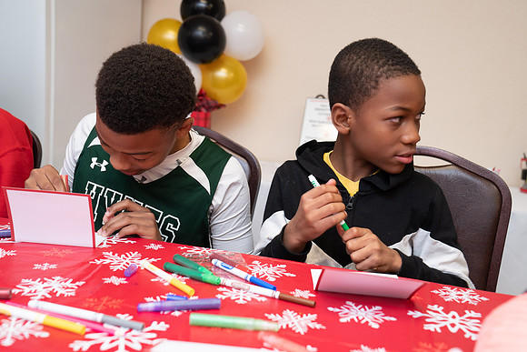 DSC00977NOWCS2019_XmasParty1_FB