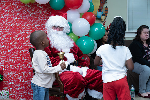 DSC00962NOWCS2019_XmasParty1_FB