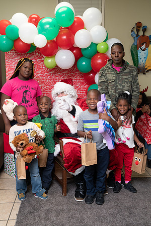 DSC00957NOWCS2019_XmasParty1_FB