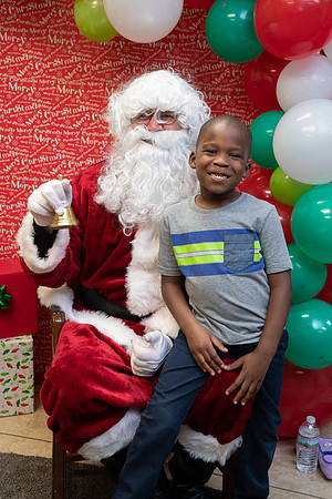 DSC01055NOWCS2019_XmasParty1_FB