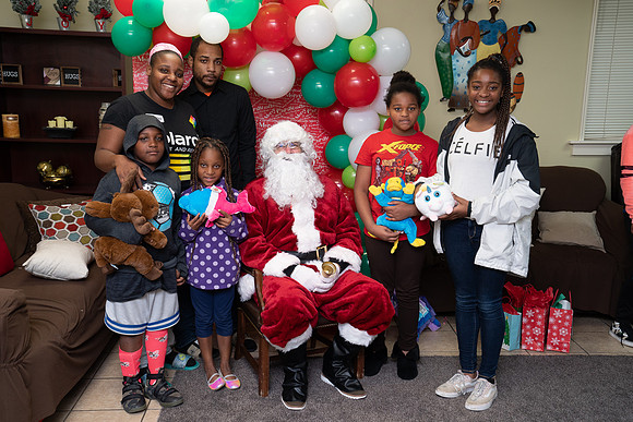 DSC00990NOWCS2019_XmasParty1_FB