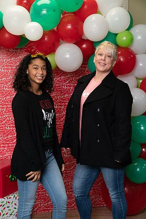 DSC00862NOWCS2019_XmasParty1_FB