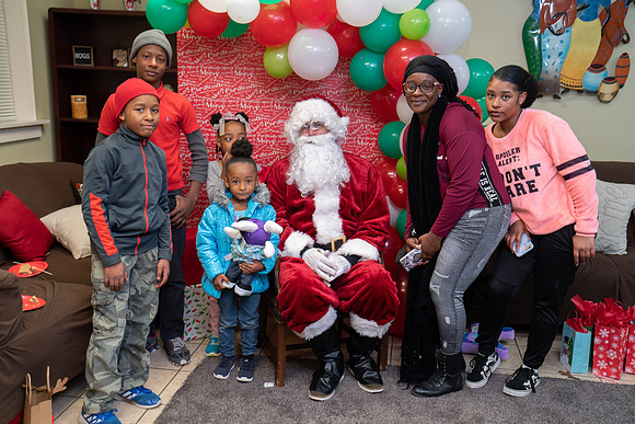DSC01039NOWCS2019_XmasParty1_FB