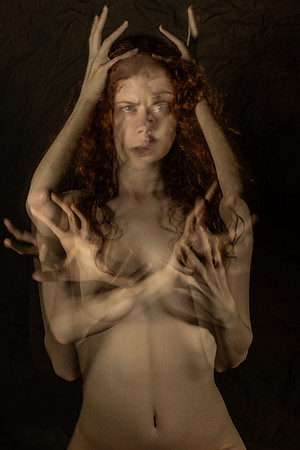 LLN04185Deer Woman