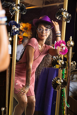 LLN05322Portrait of Madame