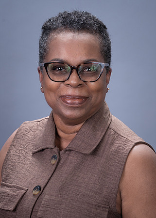 LLN07677_Edwards_Gloria_