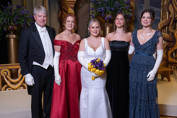 DSC06716_2048_ATH_FBrez_to5x7