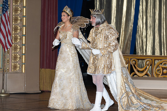 DSC07129_2048_ATH_FBrez_to5x7
