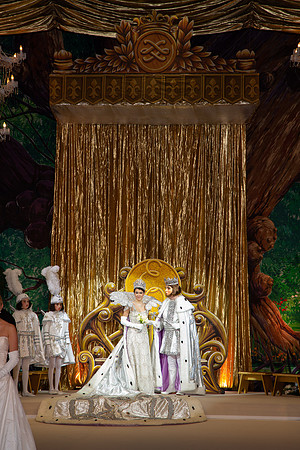 2022_Oberon_HiRez_2R6B9453GL