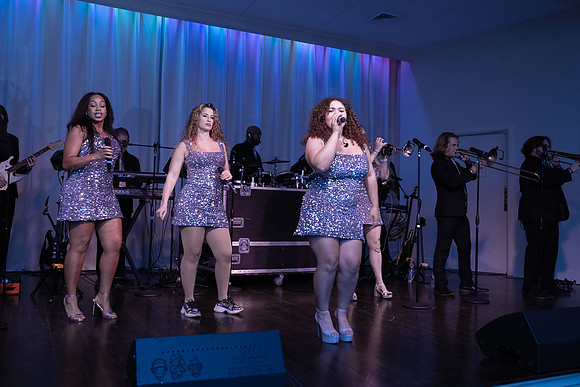 1301DSC03031_EO_FBrez2025