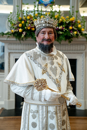 0395_2025_Caliphs_FB_Rez_