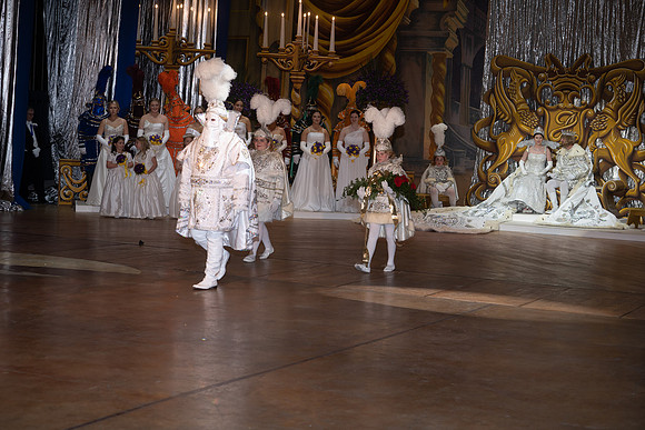 0680_DSC00076Athen_23_Ball_HiRez_