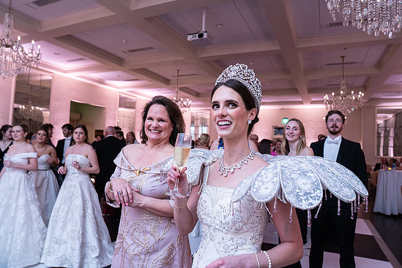 1379DSC03125_EO_FBrez2025
